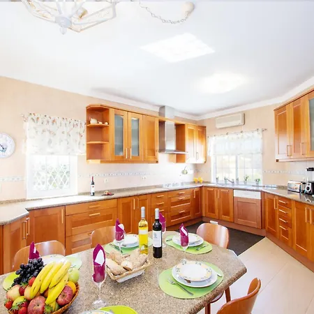 Villa In Sao Rafael Near Algarve Beaches 빌라