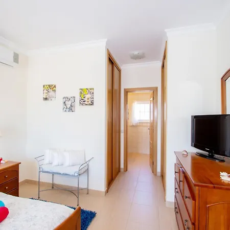 Villa In Sao Rafael Near Algarve Beaches